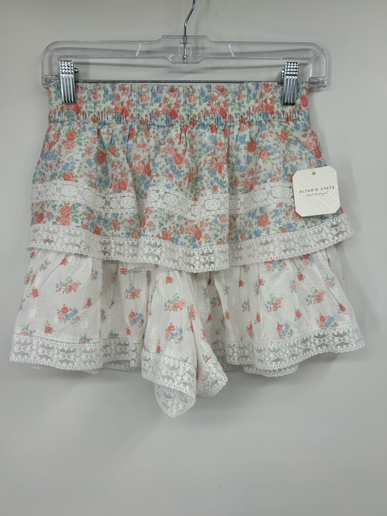 Altar'd State Pants - NWT Altar'd State Rumi Floral Layered Lace Shorts Size Small